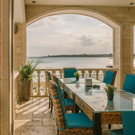 Complex Rich Apartment Nesebar