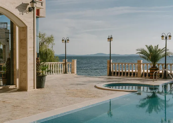 Rich Collective Nesebar