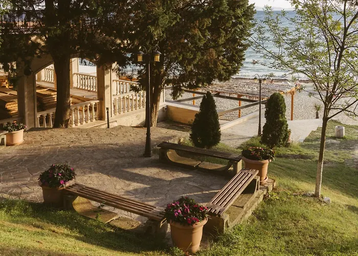 Rich Collective Nesebar