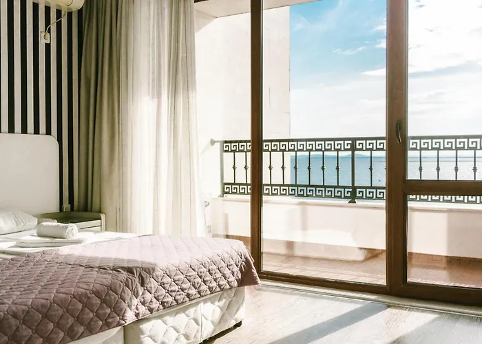 Rich Collective Nesebar